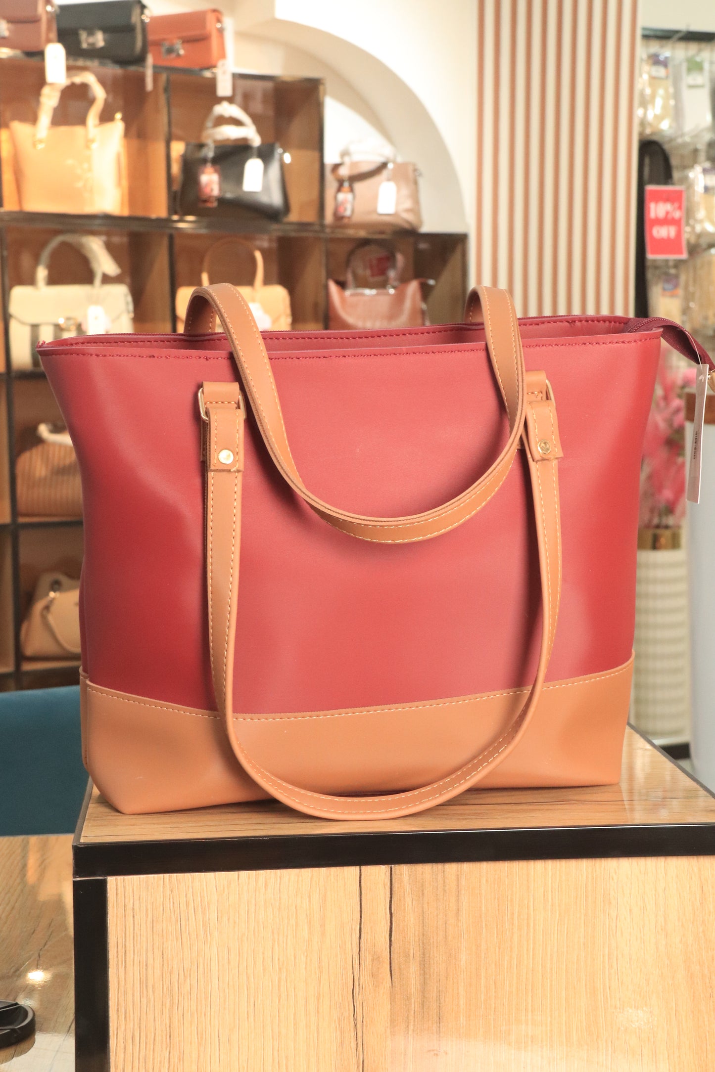 Large Capacity Ladies Shoulder Bag |