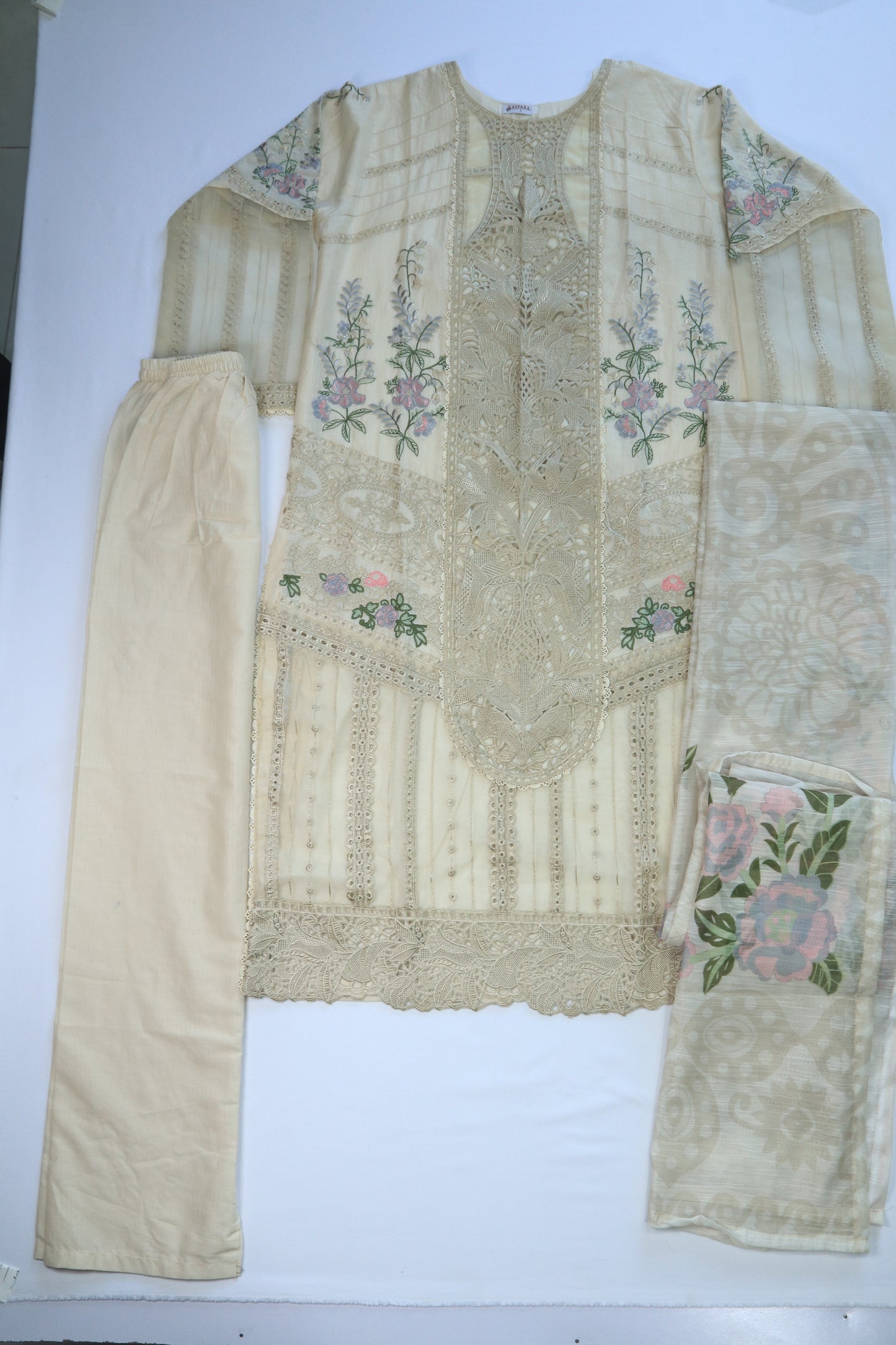 Skin  Embroidered 3Pcs Lawn Suit