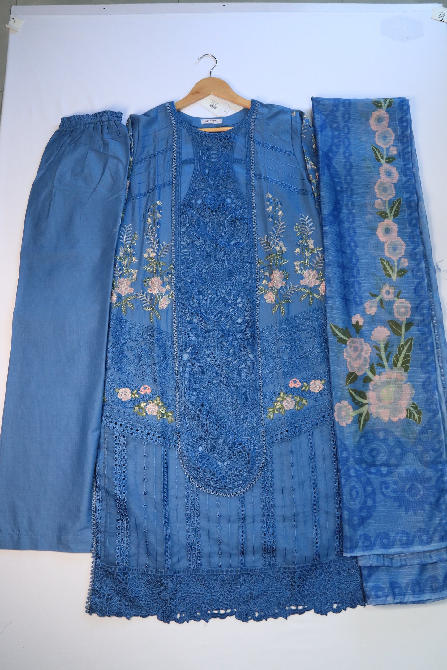 Embroidered 3 Pcs Lawn Suit with Lace Work