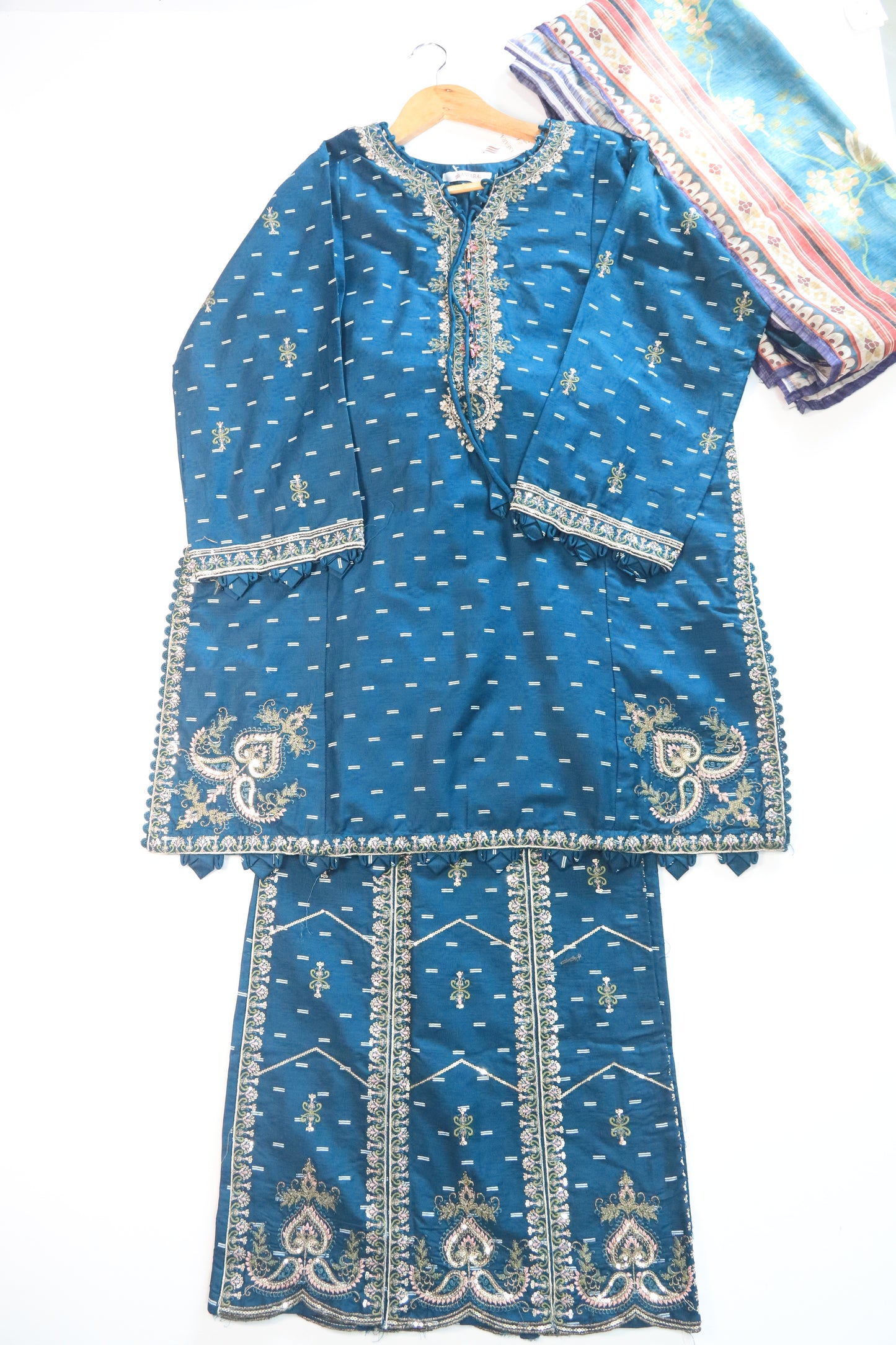 Embroidered Lawn 3Pcs suit with fancy trouser