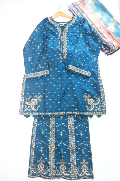 Embroidered Lawn 3Pcs suit with fancy trouser