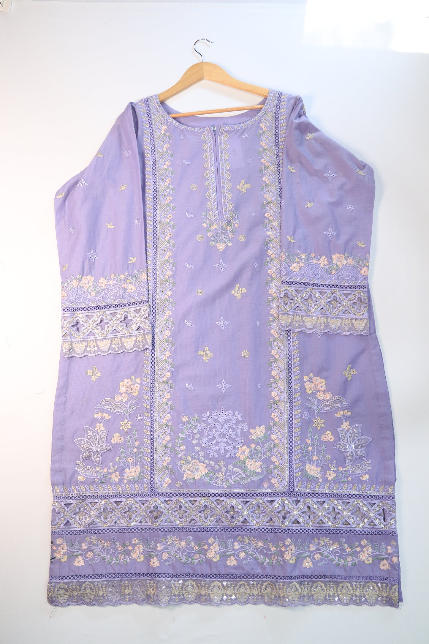 Emb 3Pcs Suit with Floral Dupatta.