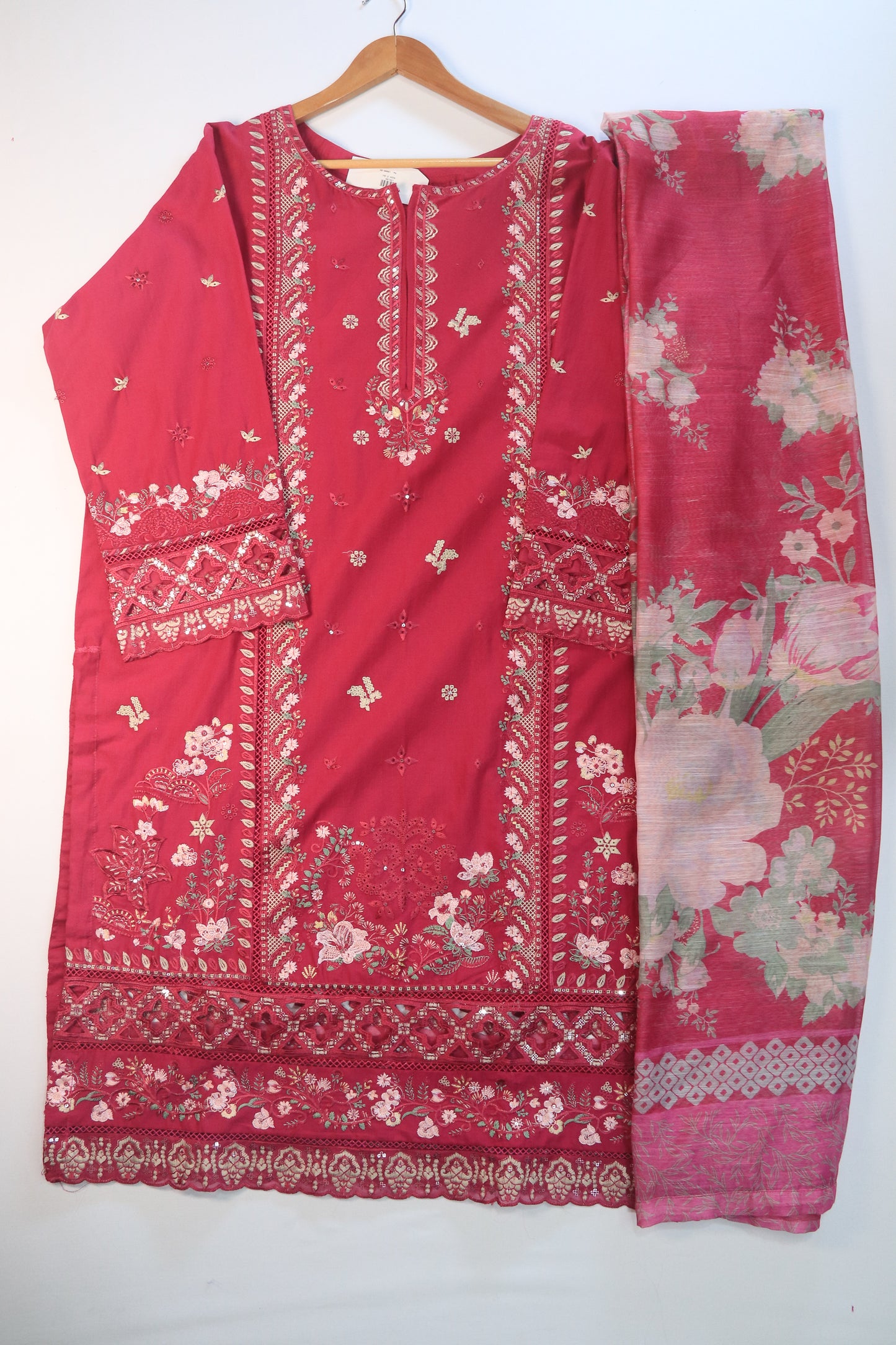 Emb 3Pcs Suit with Floral Dupatta.