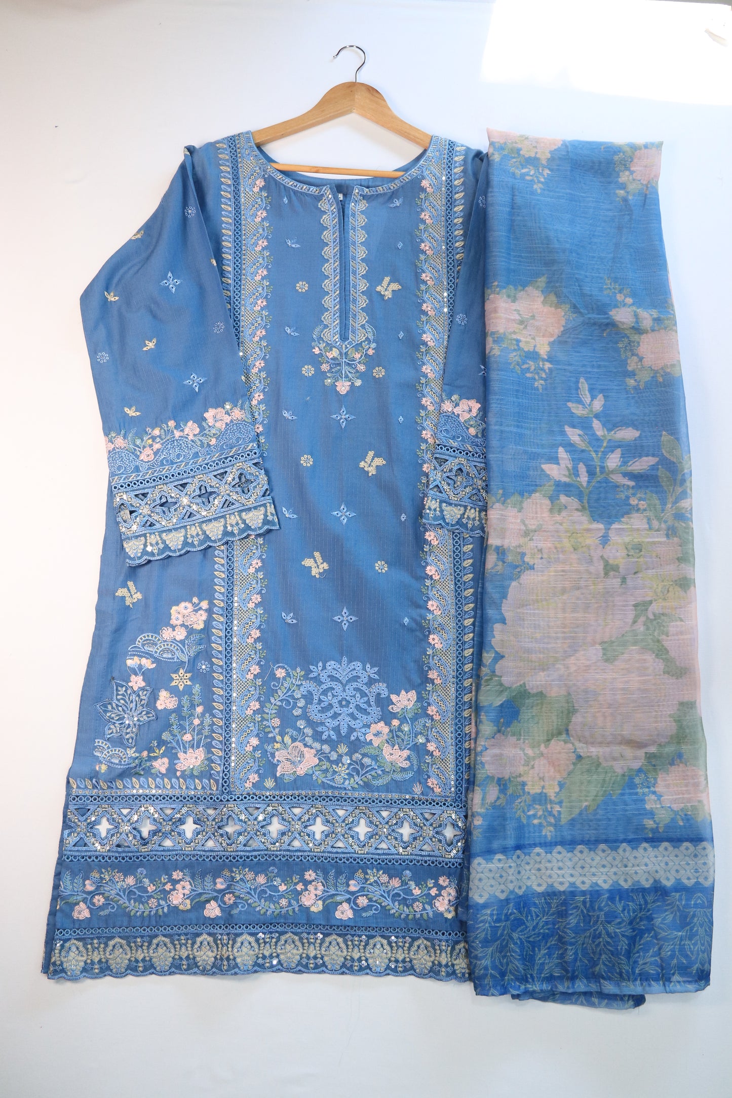 Emb 3Pcs Suit with Floral Dupatta.