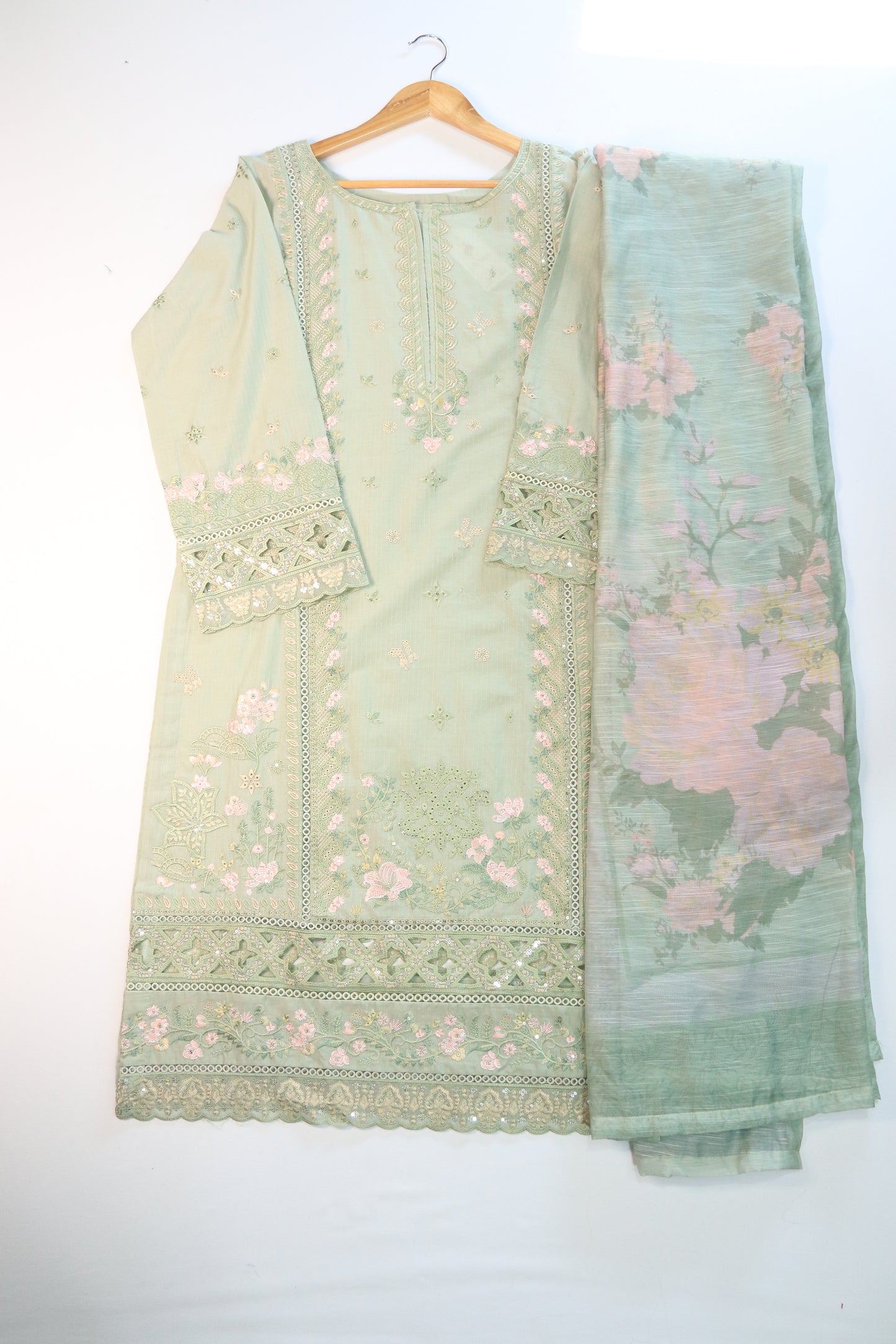 Emb 3Pcs Suit with Floral Dupatta.