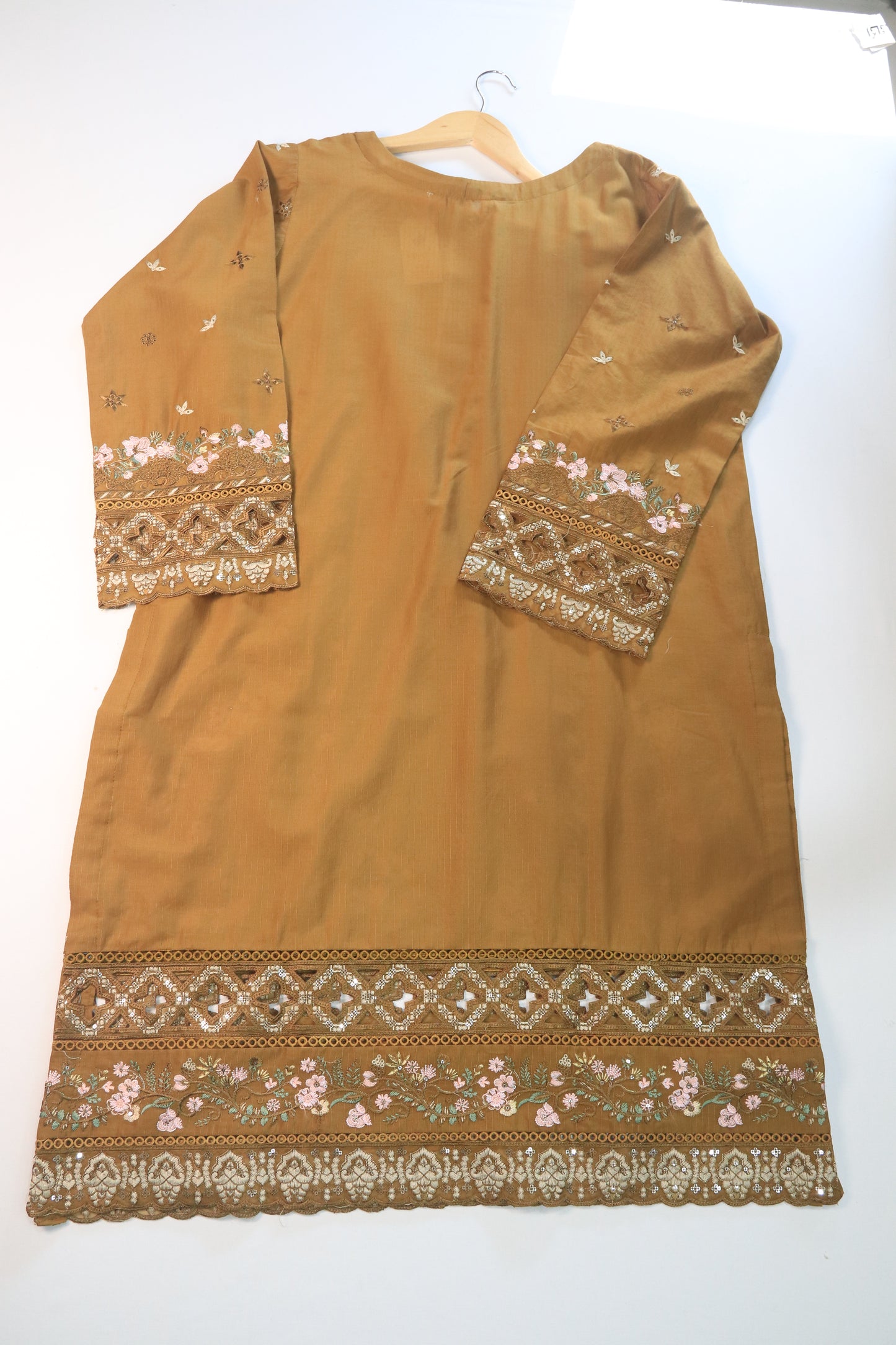 Emb 3Pcs Suit with Floral Dupatta.