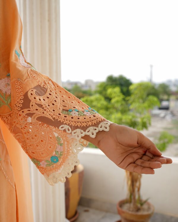Peach 3-Piece Stitched Embroidered Lawn Suit - Image 5
